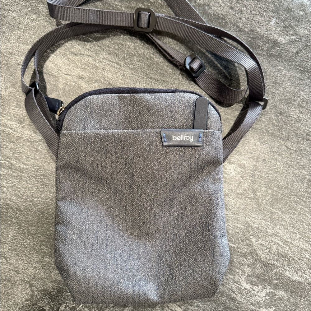 Bellroy Men's Gray Crossbody Bag